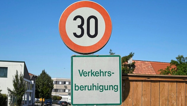 Tempo 30 sorgt für Verkehrsberuhigung und weniger Unfälle. (Bild: P. Huber)