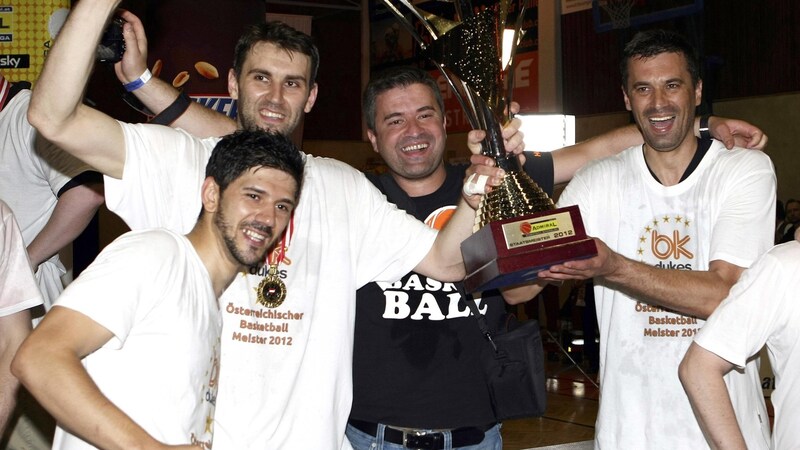 Damir Zeleznik (li.) und Damir Hamidovic (re.) holten als Spieler den letzten Titel für die „Dukes“. (Bild: GEPA pictures/ Walter Luger)