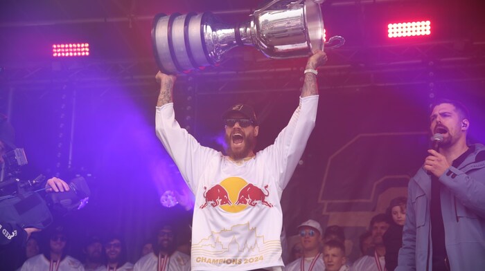 Geht als Kapitän immer vorne weg: Play-off-MVP Tom Raffl. 