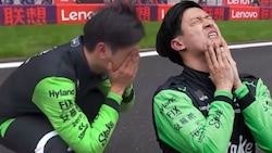 Zhou Guanyu wurde beim Heimrennen von den Emotionen übermannt. (Bild: AP)