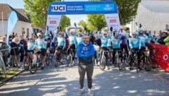 Organisator Johannes Hessenberger vor dem Start in Mörbisch. (Bild: Nina Wallenborn)