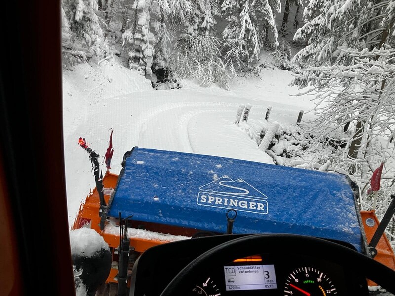 Blick aus dem Schneeräumfahrzeug auf die Straßen in Eibiswald. (Bild: Marktgemeinde Eibiswald)