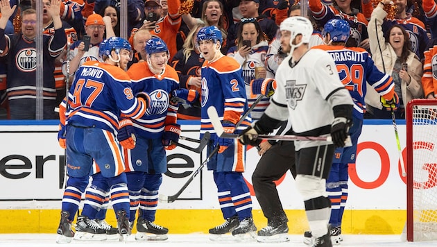 The Oilers scored seven times against Los Angeles. (Bild: ASSOCIATED PRESS)