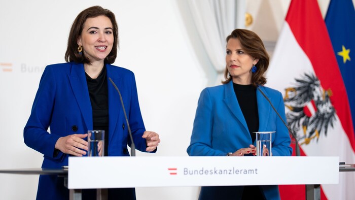 Justizministerin Alma Zadic (Grüne) und Verfassungsministerin Karoline Edtstadler (ÖVP) 