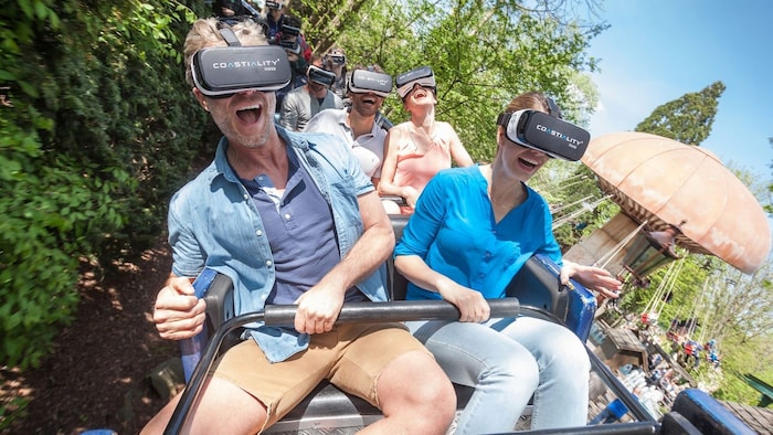 Der Alpenexpress führt Sie virtuell durch die majestätischen Alpen. 