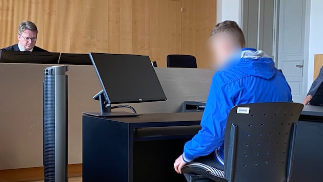 The accused 14-year-old did not really want to warm to diversion at first. (Bild: Krone KREATIV/chantal dorn)