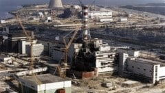 Vom explodierten Reaktorblock in Tschernobyl aus verbreitete sich am 26. April 1986 eine radioaktive Wolke über ganz Europa. (Bild: -, ZUFAROV)