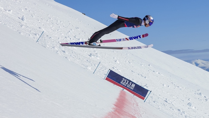 The Japanese surpasses Stefan Kraft's world record mark.