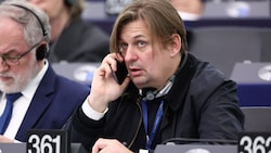 Maximilian Krah, umstrittener Europa-Spitzenkandidat der AfD (Bild: AFP)