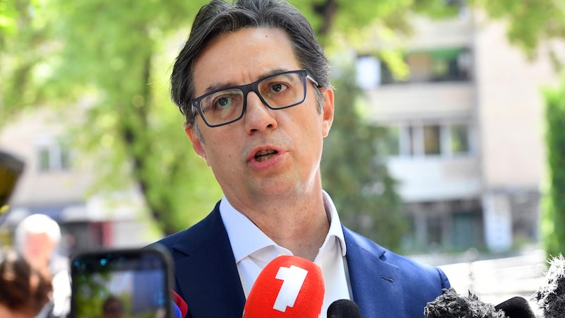 Amtsinhaber Stevo Pendarovski (Bild: AFP)