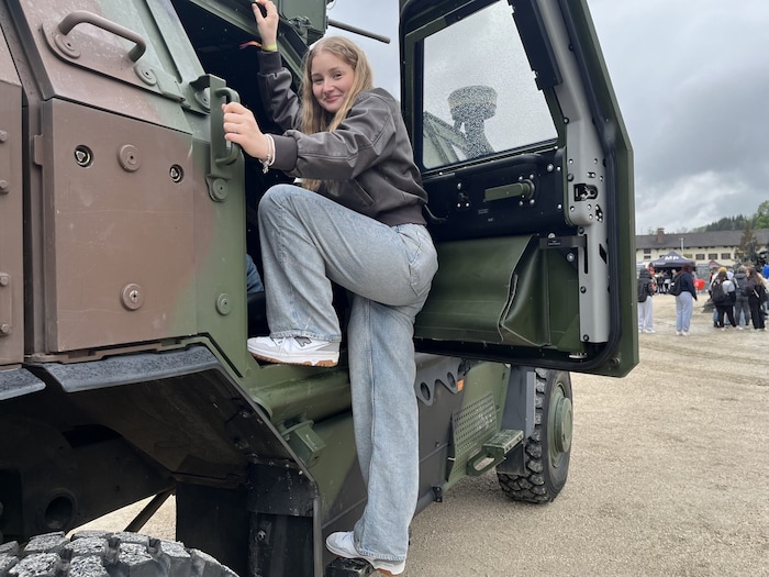 Steiler Aufstieg in den Panzer des Bundesheeres. 