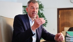 Der amtierende Bürgermeister Georg Willi erhofft sich eine Koalition aus Grüne, Anzengruber und SPÖ. (Bild: Birbaumer Christof)