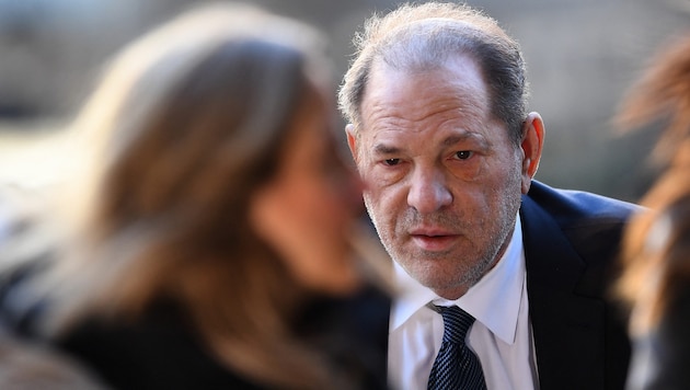 The British prosecution dropped the charges against Harvey Weinstein. (Bild: AFP/Johannes EISELE)