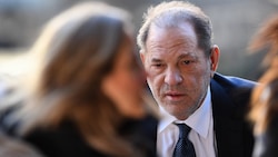 Aufgrund von „Verfahrensfehlern“ wird der Prozess gegen Weinstein teilweise neu aufgerollt. (Bild: AFP/Johannes EISELE)