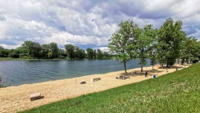 The Danube Island and the banks of the New Danube are Vienna's largest and most popular ...