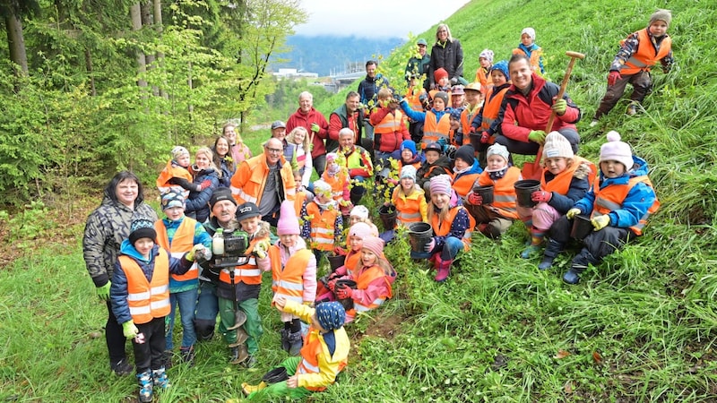 Die Aktion unter freiem Himmel hat den 34 Kindern gefallen (Bild: Evelyn Hronek/EVELYN HRONEK)