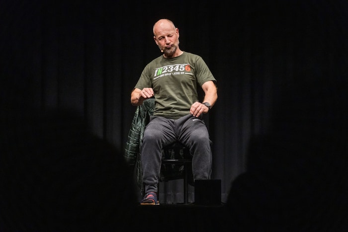 Karbarettlegende Roland Düringer kommt ins Burgenland.