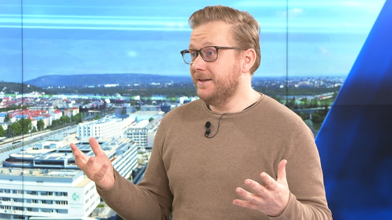 David Packer a "Legjobb Ausztria" mozgalomtól (Bild: krone.tv)