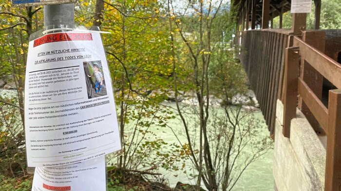 Leon (6) "syngap-szindrómában" szenvedett. A tiroli Kitzbüheler Ache folyóba fulladt bele 2022. ...