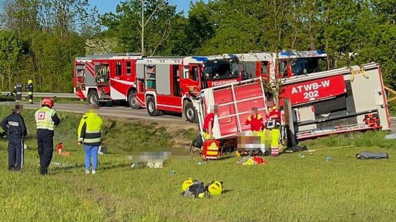 Nach dem Unfalldrama herrscht in Niederösterreich Bestürzung. (Bild: APA/DOKU-NÖ)