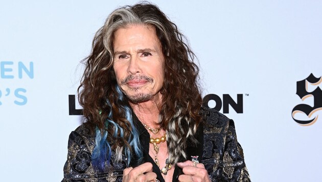 A federal judge in Manhattan has finally dismissed a lawsuit accusing Steven Tyler of sexually abusing a former teenage model twice in one day in the mid-1970s. (Bild: APA/Getty Images via AFP/GETTY IMAGES/Araya Doheny)