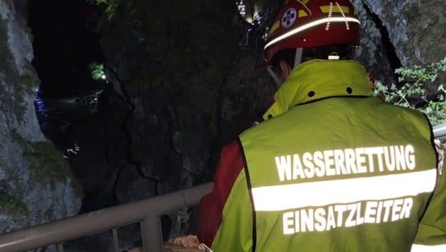 Auf der Lammer kam es in Scheffau (Tennengau) am Samstagabend zu einem Kajak-Unfall. (Bild: APA/WASSERRETTUNG LV SALZBURG)
