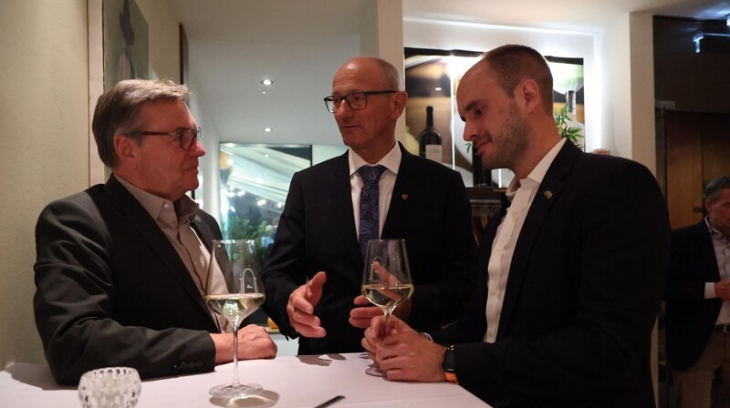 V.l.: Alt-LH Günther Platter, LH Anton Mattle und BM-Kandidat Florian Tursky (Bild: Birbaumer Christof)