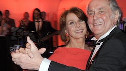 Senta Berger trauert um ihren Ehemann Michael Verhoeven. Der Regisseur ist Anfang der Woche im ...