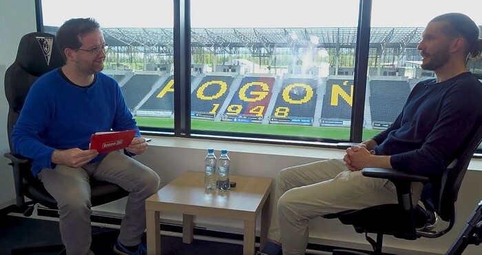 krone.at reporters Hannes Maierhofer and Alexander Gorgon