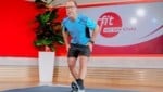 „Das Anstrengendste haben wir fast schon geschafft!“, freut sich Mählich nach einem wenig schweißtreibenden Workout.  (Bild: tv.orf.at)