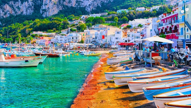 Capri has introduced a new measure to encourage people to visit the island in winter as well. (Bild: stock.adobe.com/Roman Babakin, stock.adobe.com)