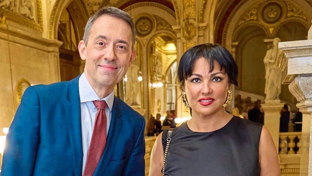 State Opera Director Bogdan Roščić with star soprano Anna Netrebko. (Bild: Starpix / A. Tuma)