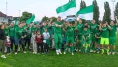 Am Samstag feierte der MSV ausgelassen den Aufstieg in die Burgenlandliga (Bild: MSV/Josef Lorenz)