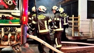 Das Feuer brach im Keller des Reihenhauses aus. (Bild: Markus Tschepp)