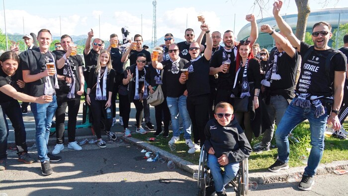 Rund 15.000 Fans der Grazer Schwarz-Weißen werden heuer wieder den Weg über die Pack antreten.