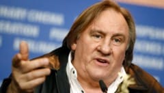 Der französische Filmstar Gérard Depardieu muss sich wegen Vorwürfen sexueller Gewalt vor Gericht verantworten (Bild: APA/Axel Schmidt)