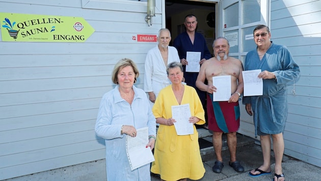 Die Stammgäste hoffen auf einen Weiterbetrieb der Sauna, sammelten sogar Unterschriften. (Bild: Reinhard Holl)
