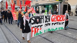 Bei der 1.-Mai-Demo der KPÖ in Graz marschierten Palästina-Befürworter mit (Bild: Jauschowetz Christian/Christian Jauschowetz)