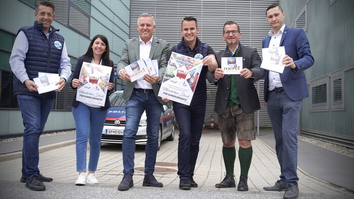 FPÖ polisle birlikte