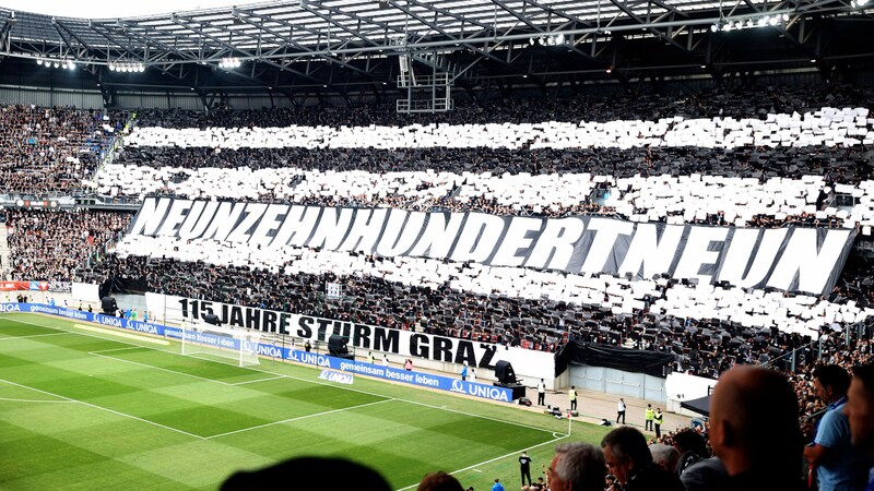 Die Choreo der Sturm-Graz-Fans (Bild: GEPA/GEPA pictures)