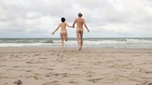 Nackt am Strand – so stellten es sich die Pensionisten vor (Symbolbild)