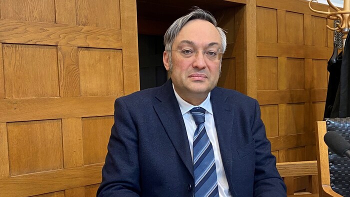 Opfervertreter Surena Ettefagh forderte für die beiden Opfer jeweils 1500 Euro ...