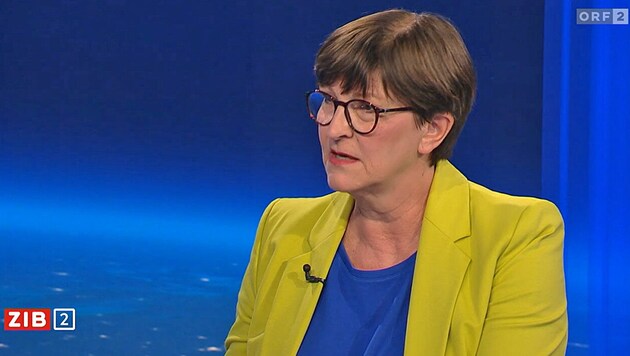 Saskia Esken, az SPD társelnöke a ZiB 2 műsorában az NSDAP propagandaminiszterével, Goebbelsszel hasonlította össze, ami heves vitát váltott ki. (Bild: Screenshot/ORF)