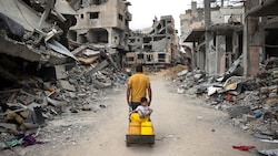 Schutt und Asche prägen das Landschaftsbild im Gazastreifen. (Bild: AFP)