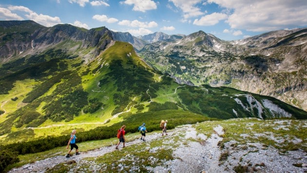 Egal aus welcher Richtung man den Hochschwab angeht, die Wege zum Gipfel sind allesamt ereignis- und abwechslungsreich. (Bild: Steiermark Tourismus/Tom Lamm ikarus.cc)