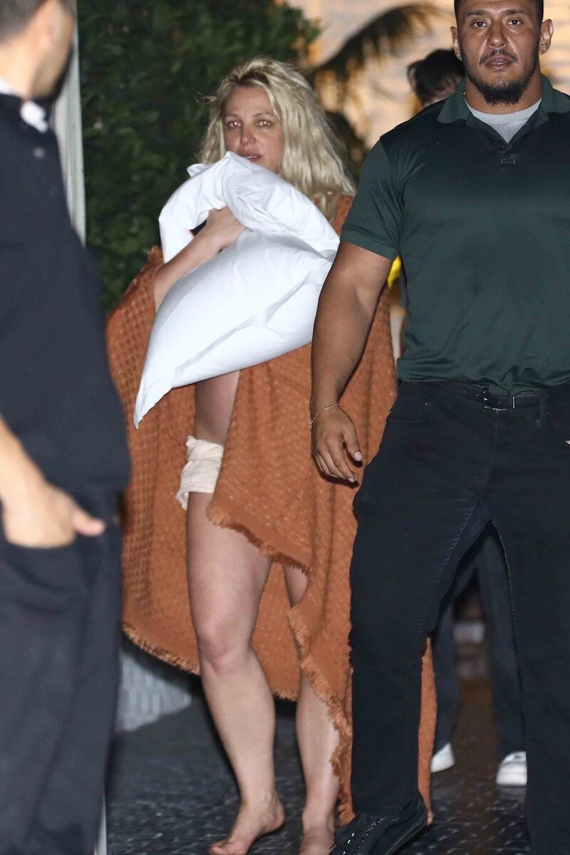 Britney Spears nach dem Zwischenfall im Chateau Marmont. (Bild: Photo Press Service/www.photopress.at)