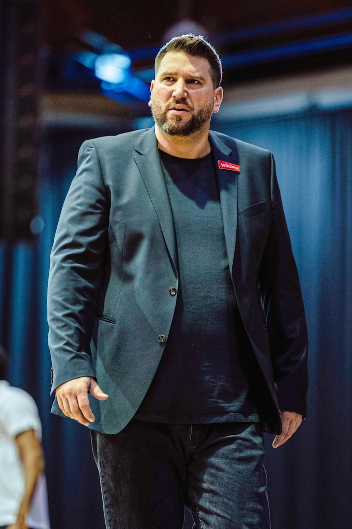 Oberwarts Coach Horst hofft in der Serie auf den Faktor Fans.