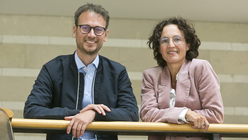 Daniel Zadra und Eva Hammerer führen die Parteispitze der Grünen gemeinsam an.  (Bild: Mathis Fotografie)