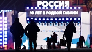 Die Hackergruppe APT28 wird dem russischen Militärgeheimdienst GRU zugerechnet. (Bild: AFP/NATALIA KOLESNIKOVA)
