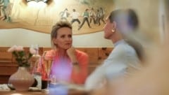 Alexandra Meissnitzer im Gespräch mit Redakteurin Elisa Torner (Bild: Tröster Andreas)